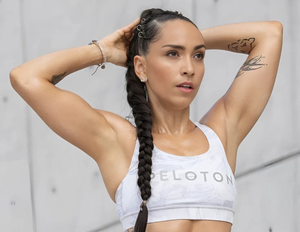 Robin Arzón Cómo sus Raíces Latinas Impulsan su Éxito